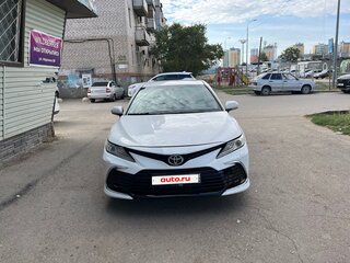 2018 Toyota Camry VIII (XV70), белый, 1920000 рублей, вид 2
