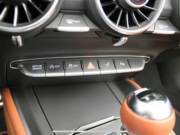 2019 Audi TT 45 TFSI III (8S) Рестайлинг, серый, 5499999 рублей - вид 19
