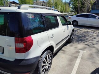 2012 Skoda Yeti I, белый, 900000 рублей, вид 3