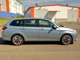 2017 Toyota Corolla Fielder XI (E160, E170, E180) Рестайлинг 1, голубой, 1600000 рублей, вид 2