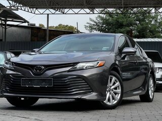 2018 Toyota Camry US Market VIII (XV70), серый, 2300000 рублей, вид 2