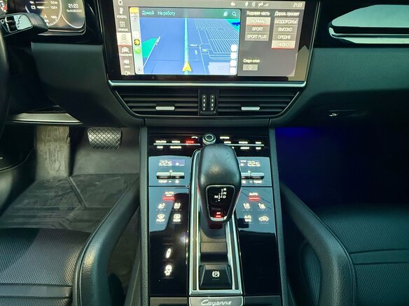2020 Porsche Cayenne Coupé III, серый, 8100000 рублей - вид 14
