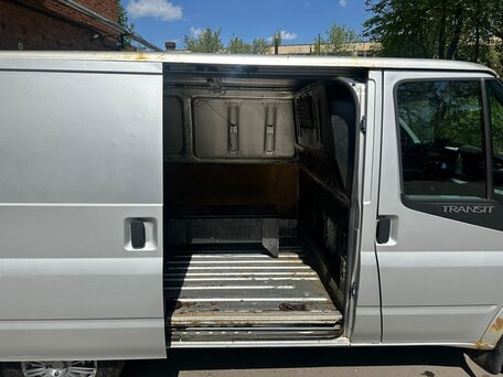 2010 Ford Transit, серебристый, 1300000 рублей, вид 2