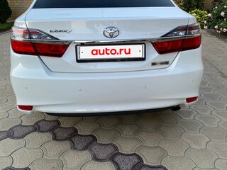 2017 Toyota Camry VII (XV50) Рестайлинг 2, белый, 2300000 рублей, вид 4