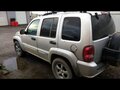2003 Jeep Cherokee III (KJ), серебристый, 600000 рублей - вид 2