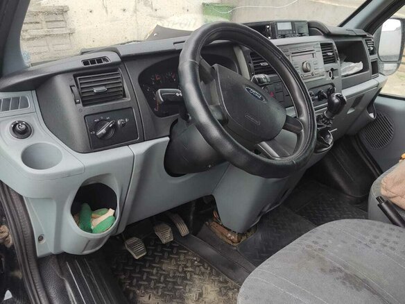 2013 Ford Transit, чёрный, 900000 рублей - вид 6
