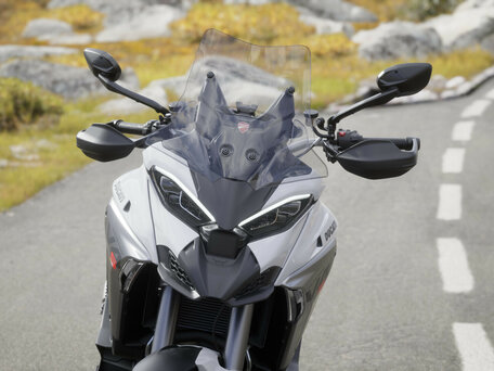 2026 Ducati Multistrada V4, серый, 3090000 рублей, вид 5