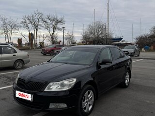2011 Skoda Octavia II (A5) Рестайлинг, чёрный, 1050000 рублей, вид 2