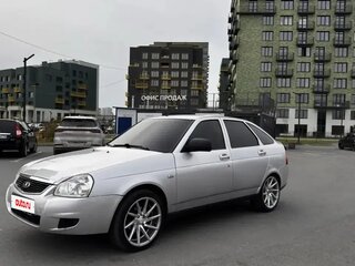 2015 Lada (ВАЗ) Priora I Рестайлинг, серебристый, 700000 рублей, вид 1