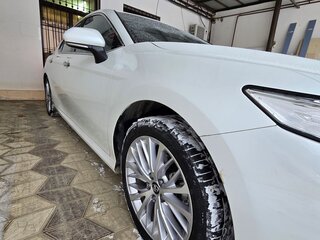 2020 Toyota Camry VIII (XV70), белый, 3400000 рублей, вид 5