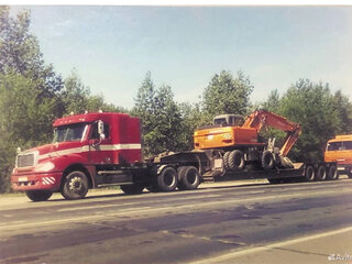 2004 Freightliner Columbia, красный, 1500000 рублей, вид 1