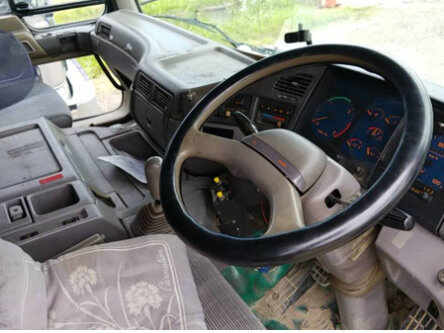 1993 Hino Series 700 (Profia), бежевый, 9650000 рублей, вид 2