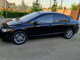 2008 Honda Civic VIII, чёрный, 750000 рублей, вид 1