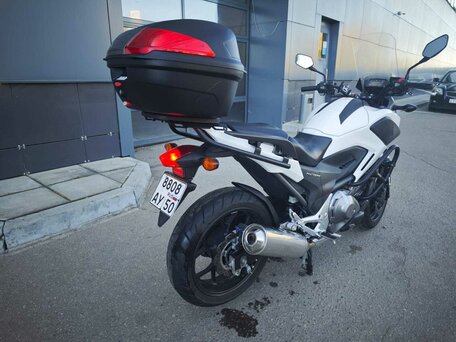 2013 Honda NC 700X, белый, 690000 рублей, вид 2