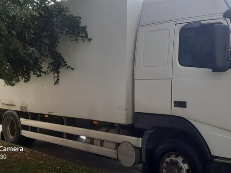 2001 Volvo FH, белый, 1200000 рублей, вид 2