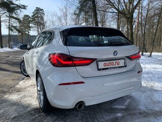 2020 BMW 1 серии 118i III (F40), белый, 2802720 рублей, вид 5