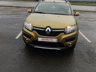 2015 Renault Sandero Stepway II, зелёный, 1300000 рублей, вид 2