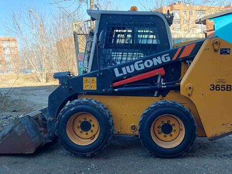2022 LiuGong CLG 365, жёлтый, 2200000 рублей, вид 1