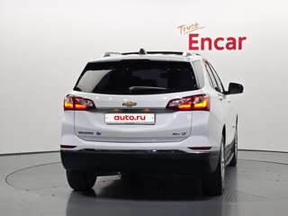 2019 Chevrolet Equinox III, белый, 1500000 рублей, вид 4