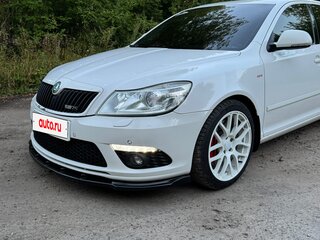 2012 Skoda Octavia II (A5) Рестайлинг, белый, 1100000 рублей, вид 1