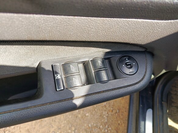 2006 Ford Focus II, чёрный, 300000 рублей - вид 11