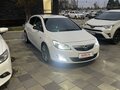 2011 Opel Astra J, белый, 850000 рублей - вид 1
