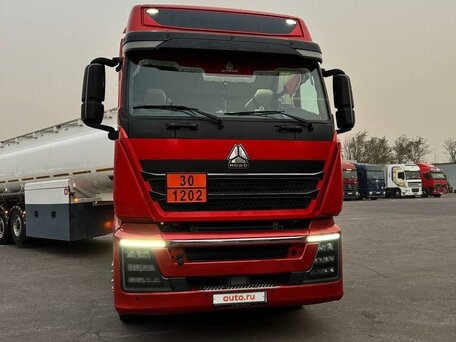 2022 Sinotruk Howo 6X4, красный, 7350000 рублей, вид 1