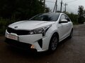 2021 Kia Rio IV Рестайлинг, белый, 1150000 рублей