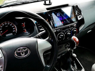 2013 Toyota Hilux VII Рестайлинг, чёрный, 1686726 рублей, вид 4