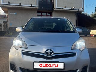 2013 Toyota Ractis II, серебристый, 1130000 рублей, вид 3