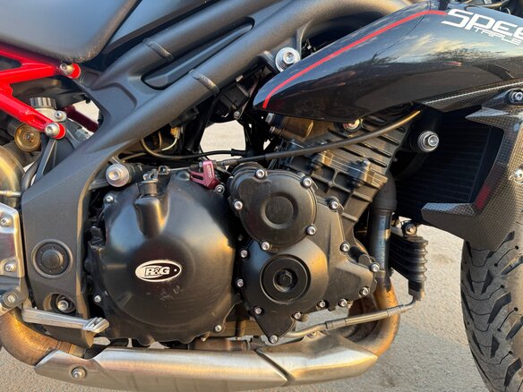 2012 Triumph Speed Triple, чёрный, 695000 рублей - вид 10