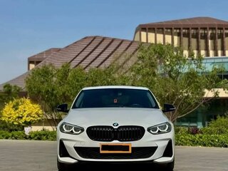 2022 BMW 1 серии 120i III (F52) Рестайлинг, белый, 1720032 рублей, вид 2