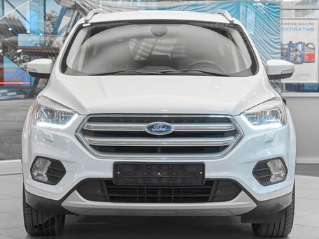 2016 Ford Kuga II Рестайлинг, белый, 1249000 рублей, вид 2