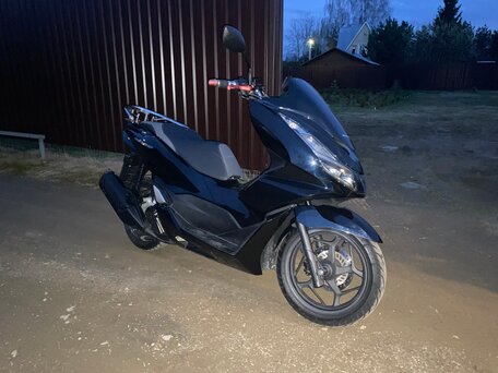 2021 Honda PCX 160, чёрный, 360000 рублей, вид 2