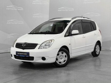 Toyota Corolla Spacio II