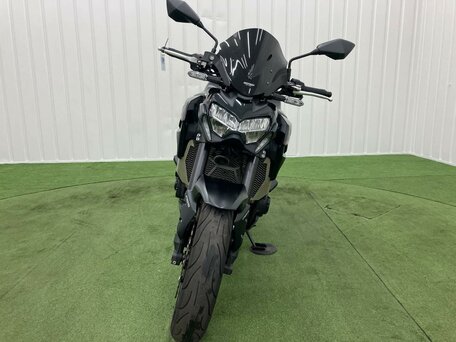 2020 Kawasaki Z 900, чёрный, 925000 рублей, вид 3