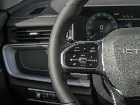 2026 Jetour X70+ I Рестайлинг, чёрный, 3399000 рублей - вид 17