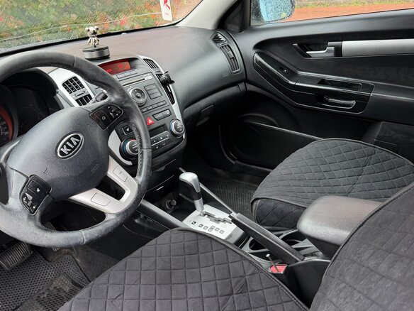 2011 Kia Ceed I Рестайлинг, белый, 650000 рублей - вид 5