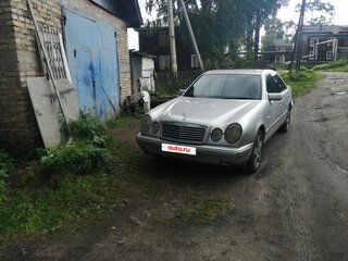 1998 Mercedes-Benz E-Класс 300 II (W210, S210), серый, 385000 рублей, вид 3