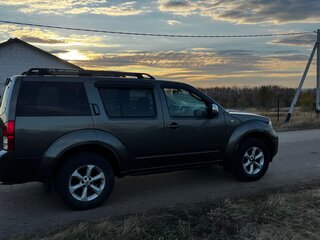 2007 Nissan Pathfinder III, серый, 1190000 рублей, вид 4