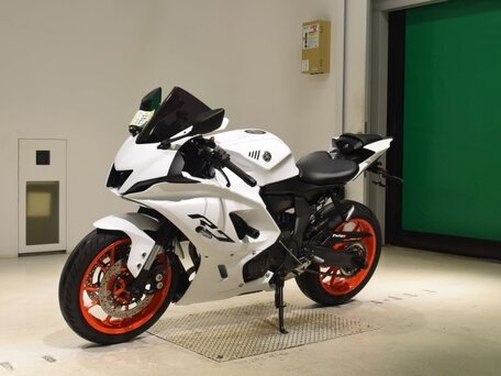 2023 Yamaha YZF-R7, белый, 849000 рублей, вид 4