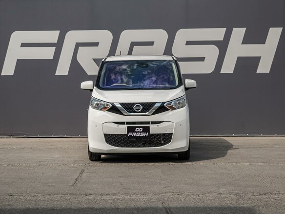 2019 Nissan Dayz II, белый - вид 2