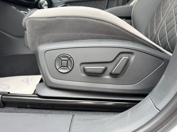 2026 Audi Q3 35 TFSI II (F3), белый, 3680000 рублей - вид 15