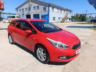 2014 Kia Ceed II, красный, 950000 рублей, вид 4