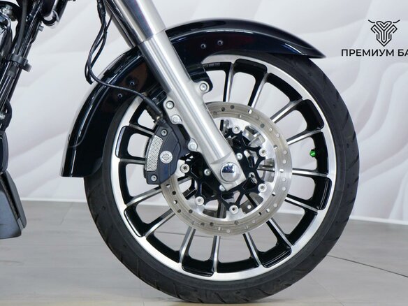 2024 Harley-Davidson Road Glide 3, чёрный, 3599000 рублей - вид 10