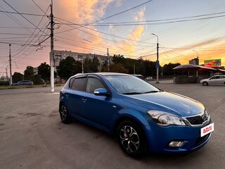 2011 Kia Ceed I Рестайлинг, синий, 520000 рублей, вид 1