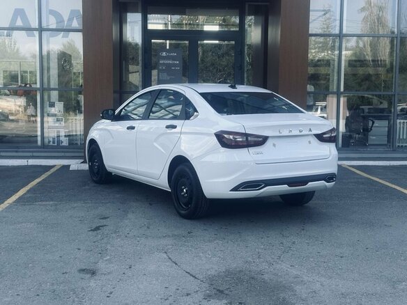 2026 Lada (ВАЗ) Vesta I Рестайлинг (NG), белый - вид 5