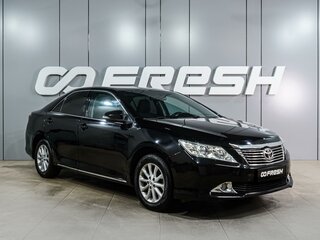 2013 Toyota Camry VII (XV50), чёрный, 1749000 рублей, вид 1