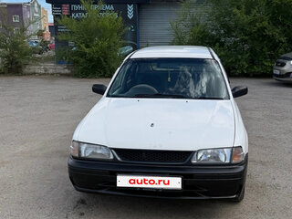 1999 Nissan Wingroad I (Y10), белый, 225000 рублей, вид 1