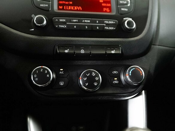 2016 Kia Ceed II Рестайлинг, белый, 1144000 рублей - вид 11